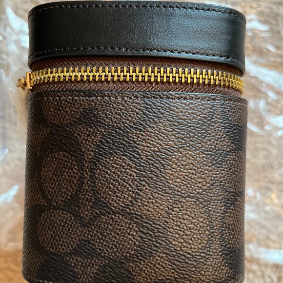 NWT Coach Top-Handle Cosmetic Bag/Case In Signature Canvas & Leather - Picture 9 of 16